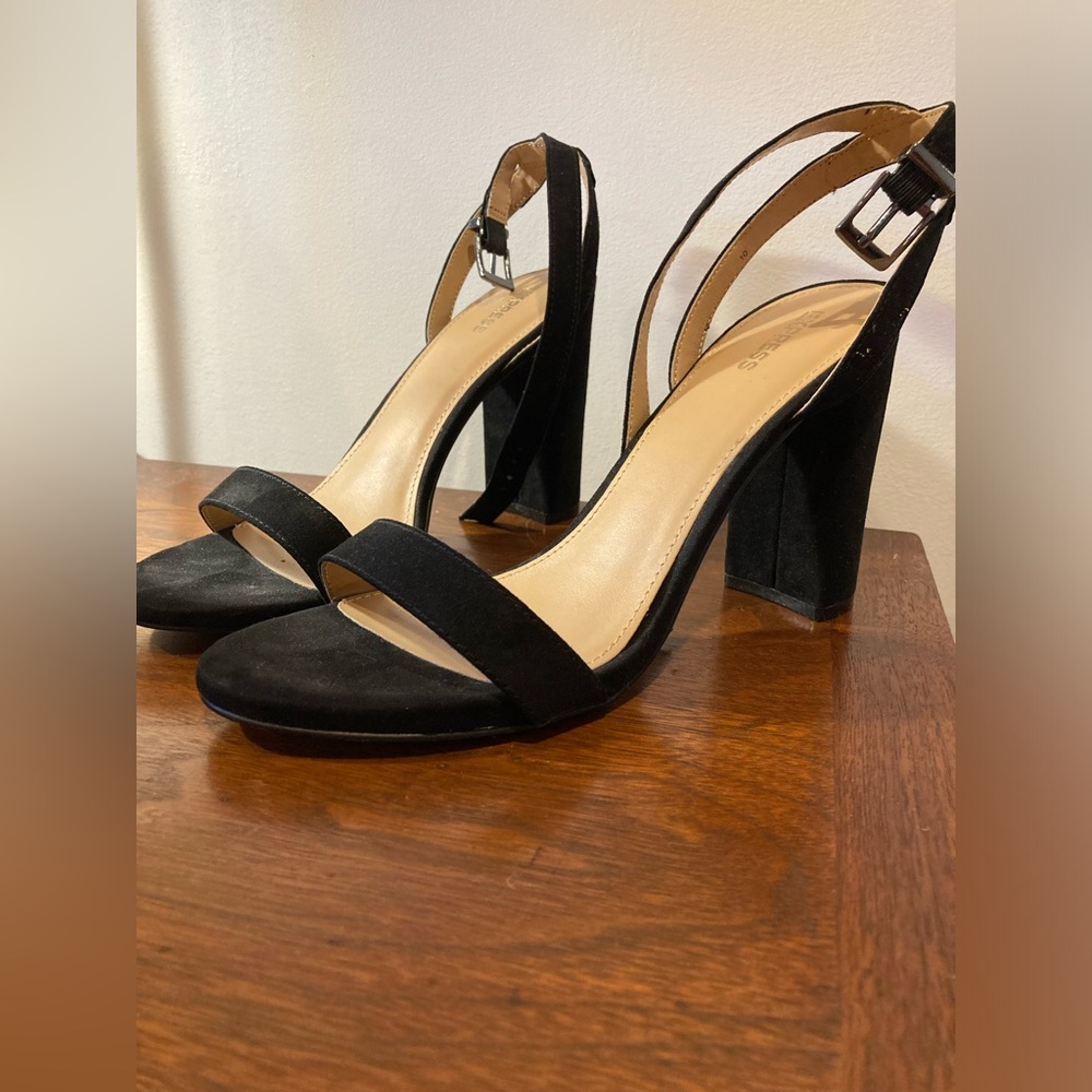 Express black strappy pumps